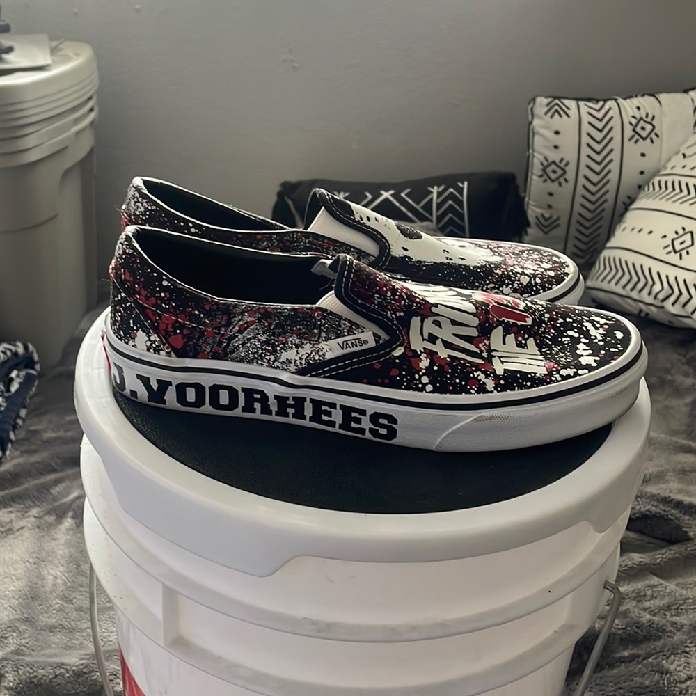 Vans Halloween edition Friday the 13th slip-on size 7.5